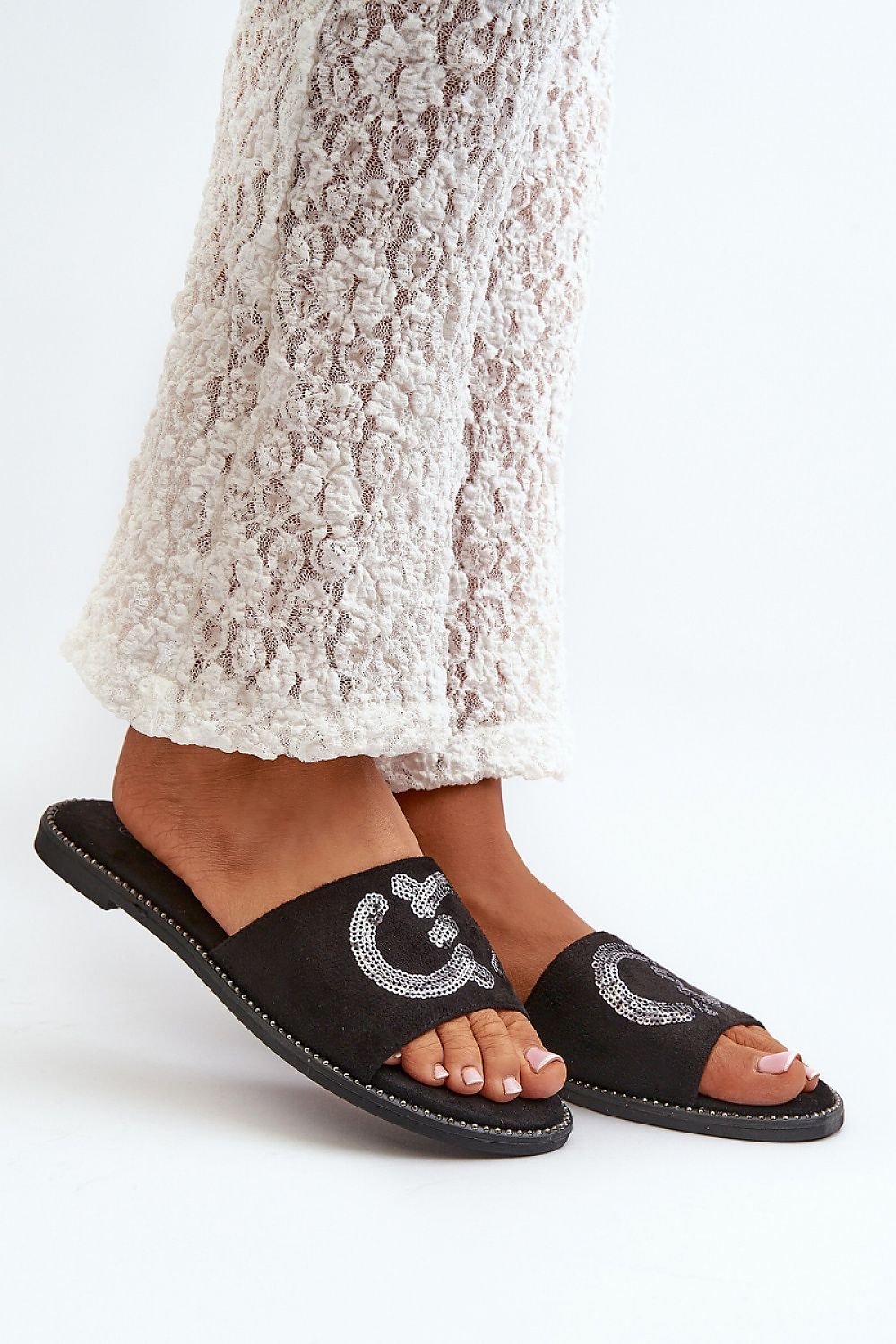 Flip-flops model 198616